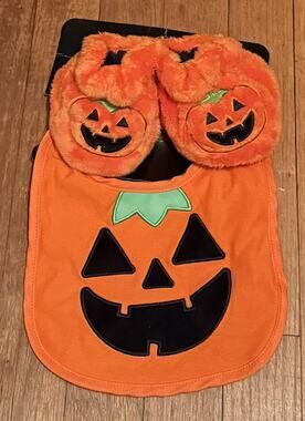 Halloween Infant Baby Bib & Booties Set Pumpkin Jack O Lantern Orange Costume